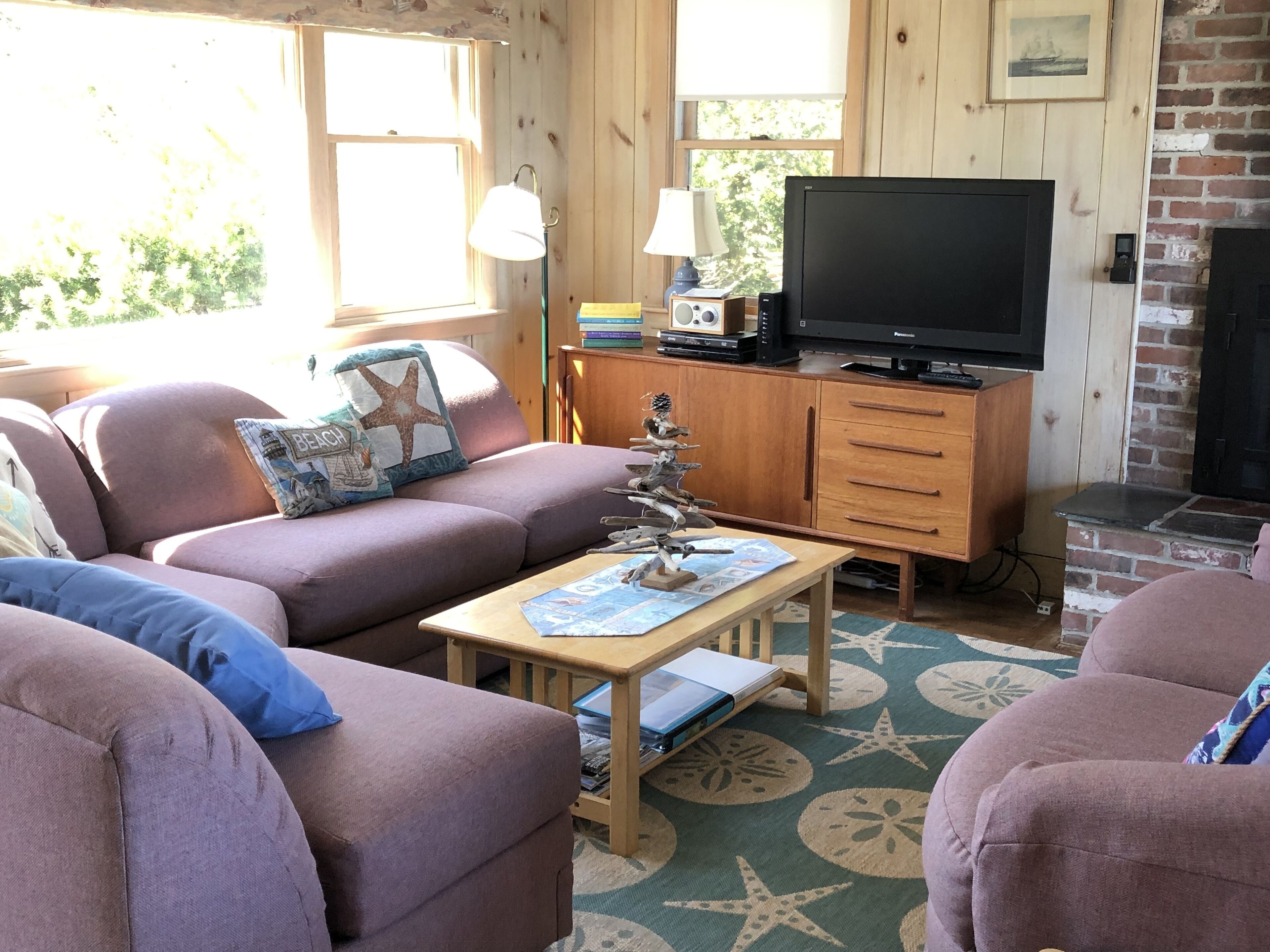 Spectacular Ocean Views, gorgeous setting, private beach