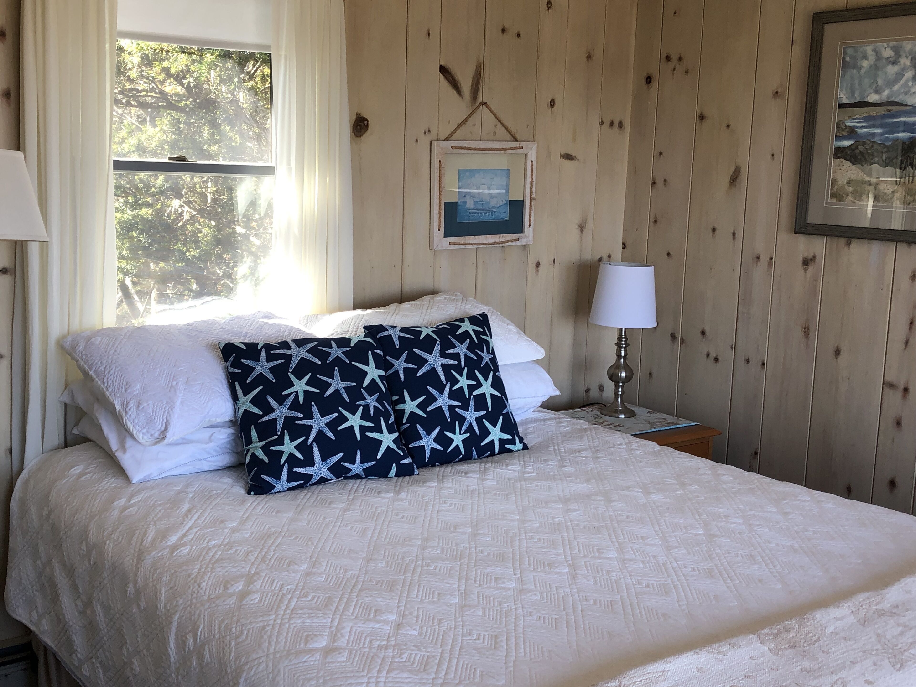 Spectacular Ocean Views, gorgeous setting, private beach