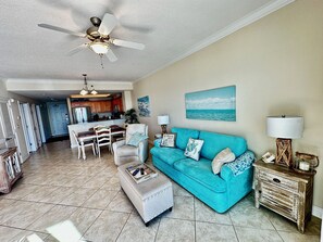 Smart TV, DVD player