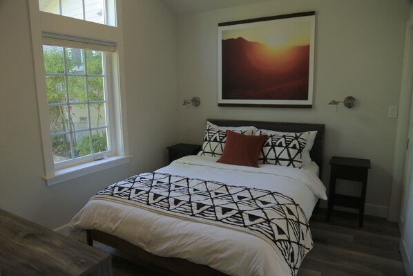 1 chambre, fer et planche à repasser, accès au Wi-Fi (inclus)