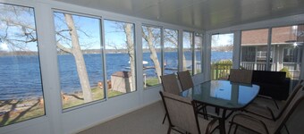 Lake House med sandstrand og fantastiske solnedganger