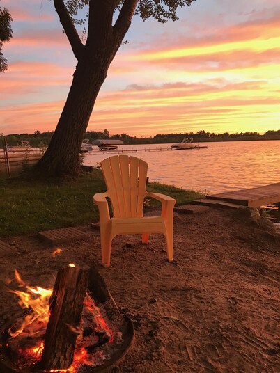 Lake House con Sandy Beach y increíbles puestas de sol