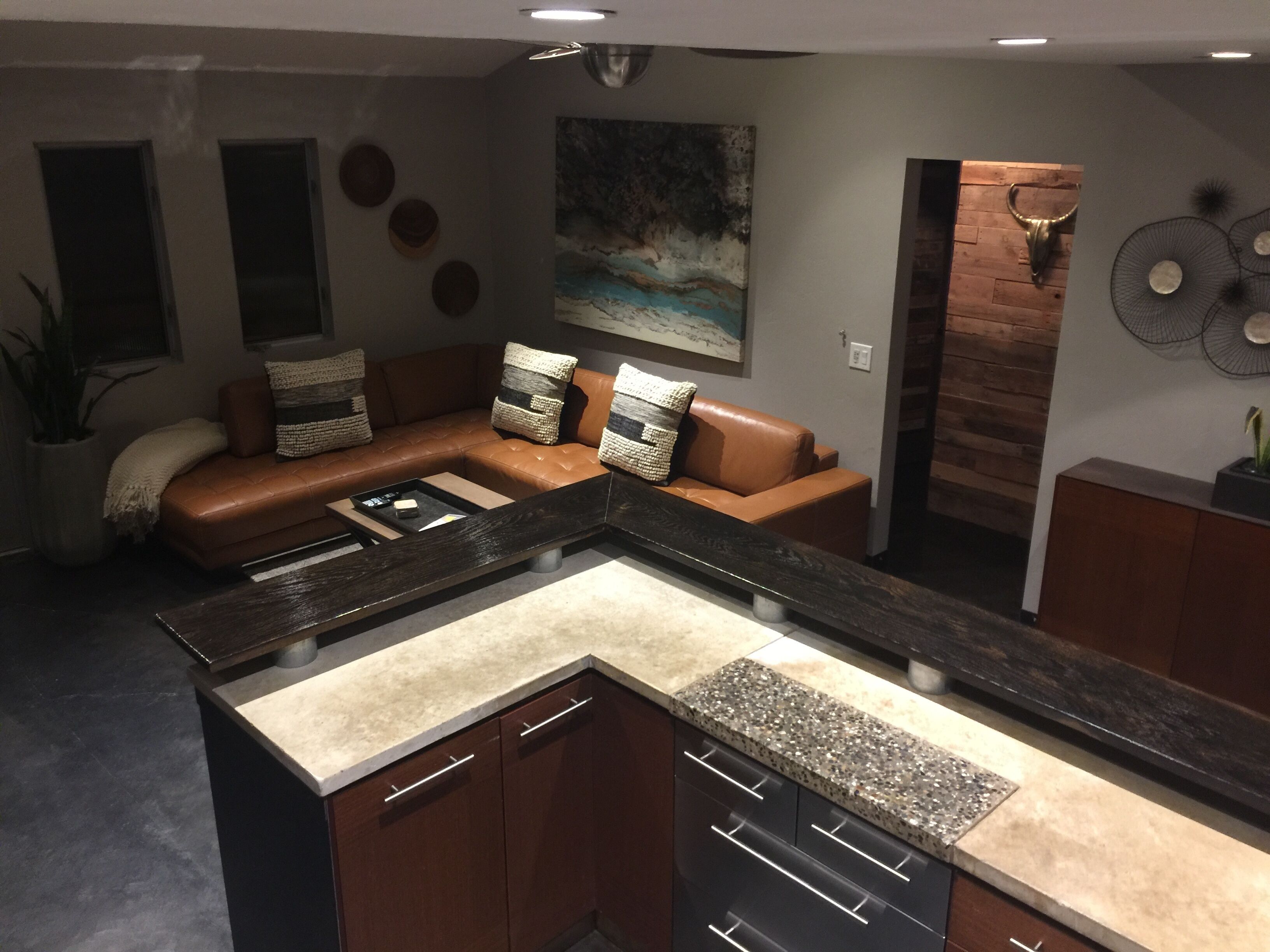 Cool Urban Beach Pad~Steps to Surf~Ocean View from Patio