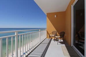 Property grounds - Splash - Beachfront Family Friendly Condo With Free Beach Chair Service (Panama City Beach)