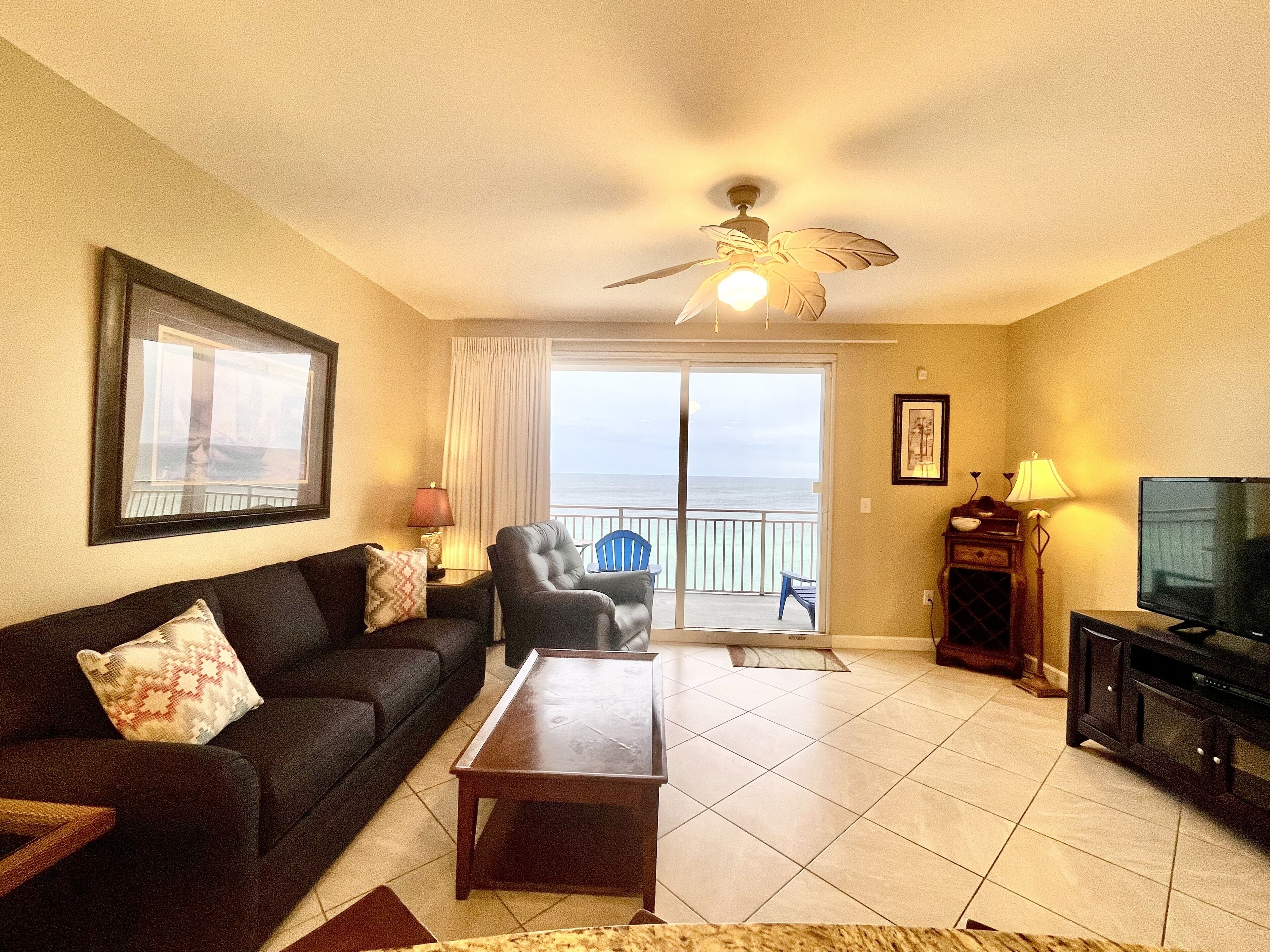 Splash - Beachfront Family Friendly Condo With Free Beach Chair Service
