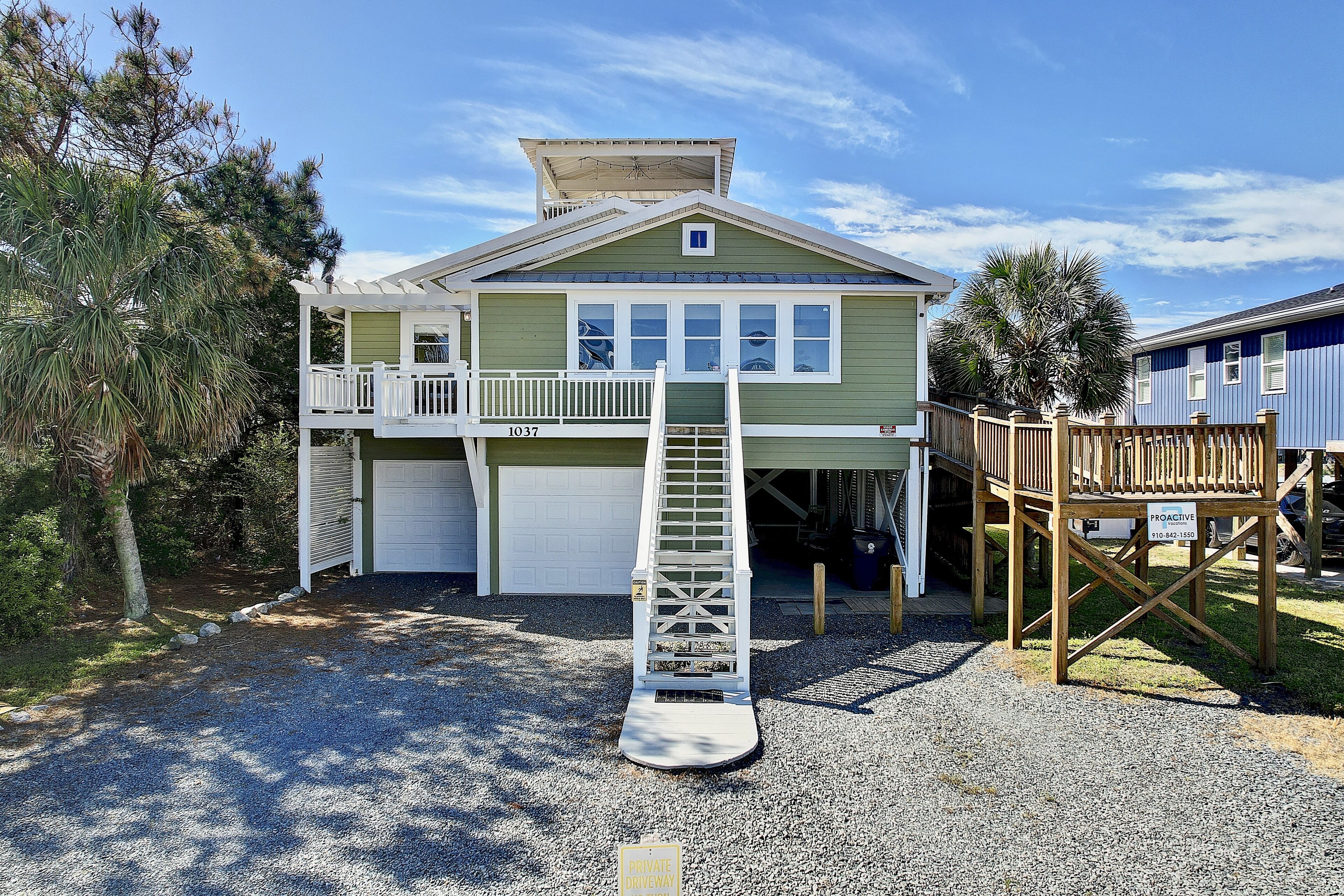 "Seawatch Tower" - SF Home w/ Private Pool, 3 BR / 3.5 Bath, Covered Roof Deck, Sleeps 10 Max