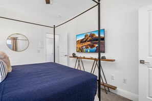 3 bedrooms, iron/ironing board, free WiFi, bed sheets - 395 Zion Village | X-BOX ONE, LOTS OF GAMES, BUILT-IN BUNK BEDS, POOL VIEWS, AND MORE! (Hurricane)
