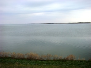 Beach - Waubay Getaway *Winter Special* Waterfront Hunting/Fishing (Grenville)