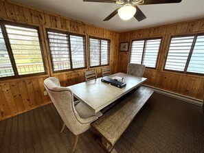 Dining - Waubay Getaway on Waubay Lake (Grenville)