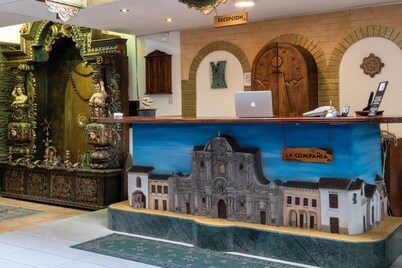 Hotel NASS Sol de Quito