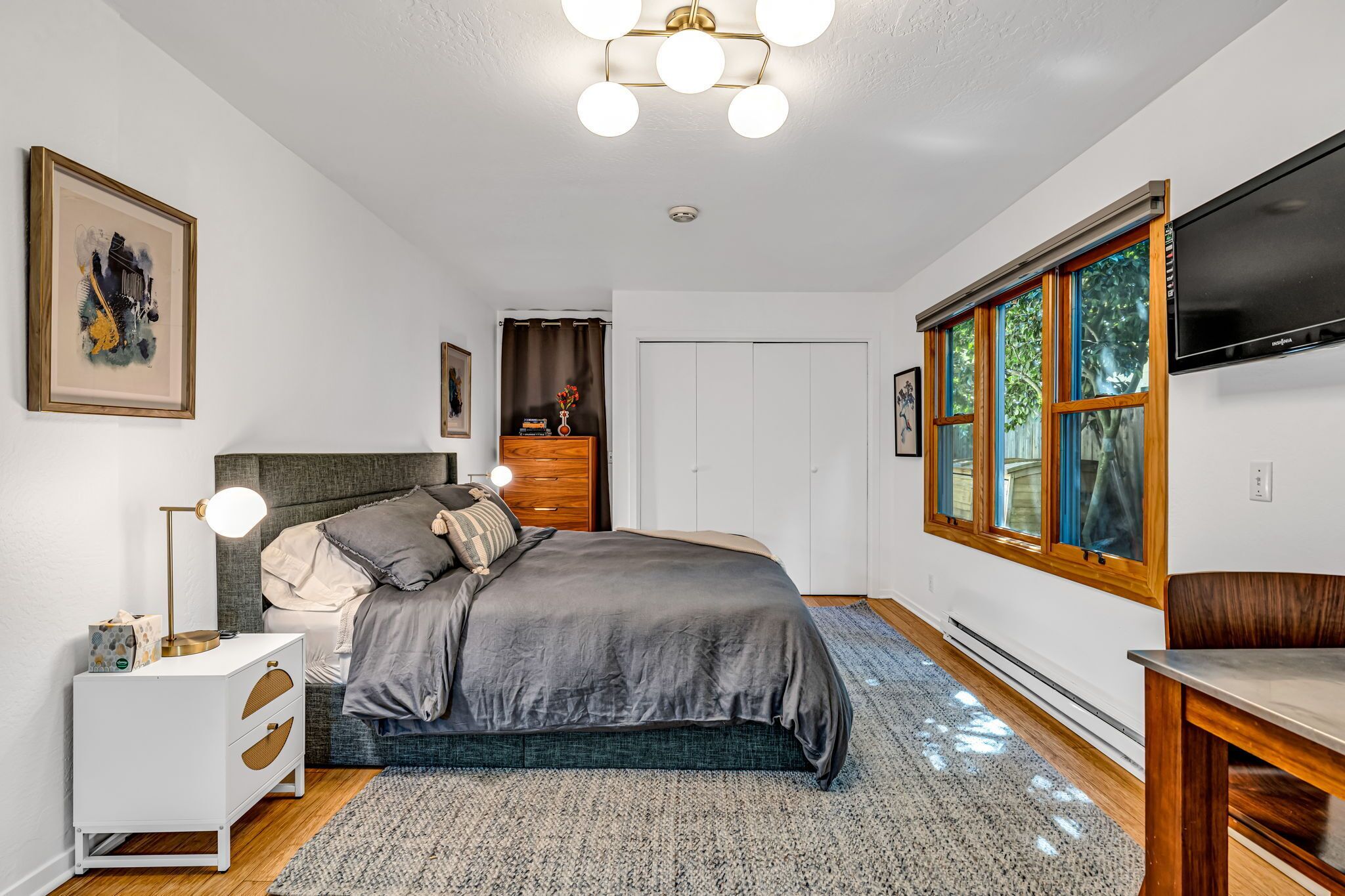Cozy Studio 2 Blocks from Downtown Mill Valley