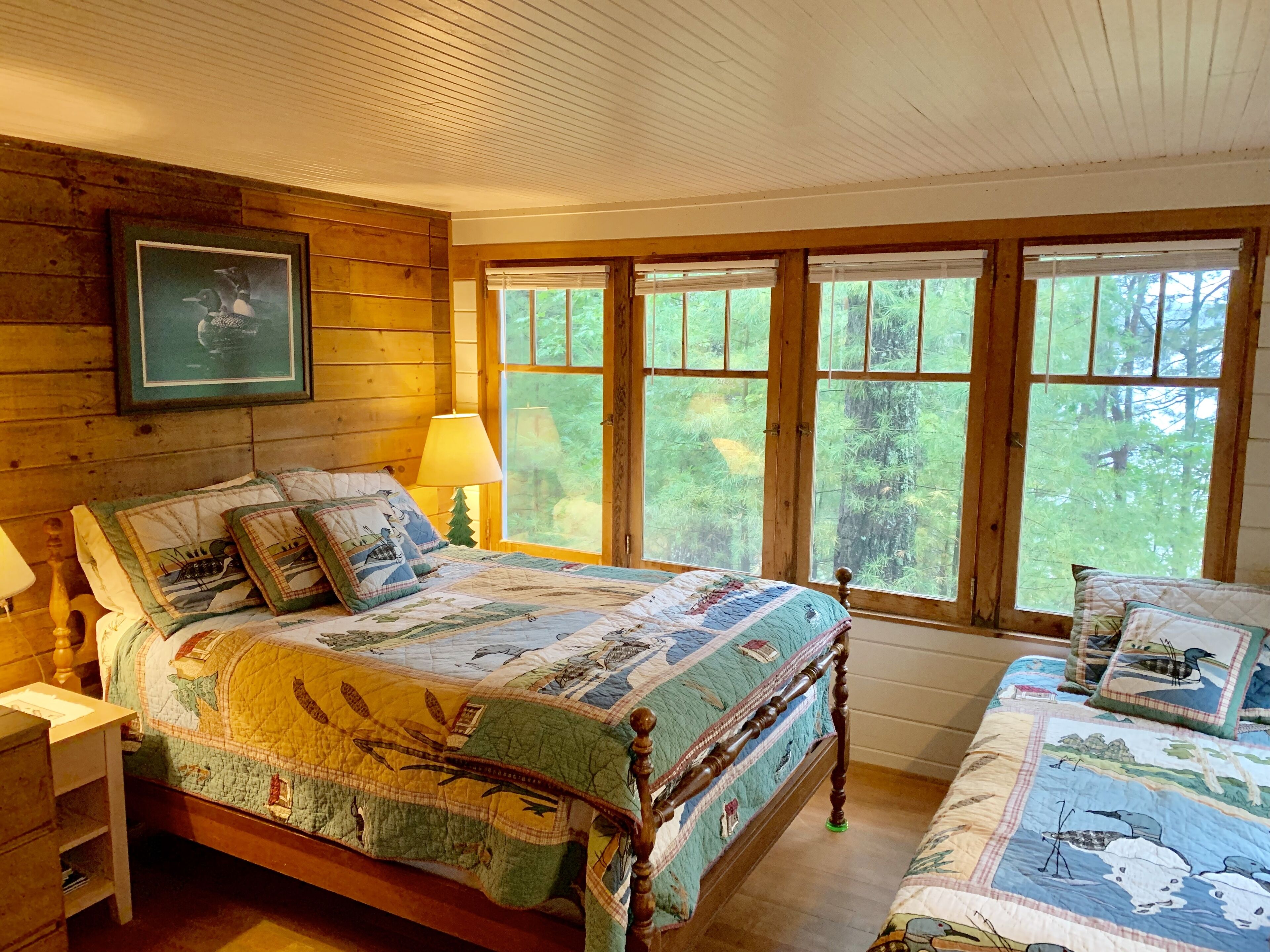 4 bedrooms, desk, free WiFi