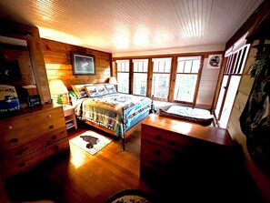 4 Schlafzimmer, Schreibtisch, kostenloses WLAN