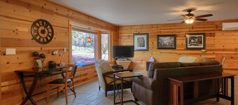 Oaks Retreat i rolige omgivelser nær Yosemite Valley / Merced River