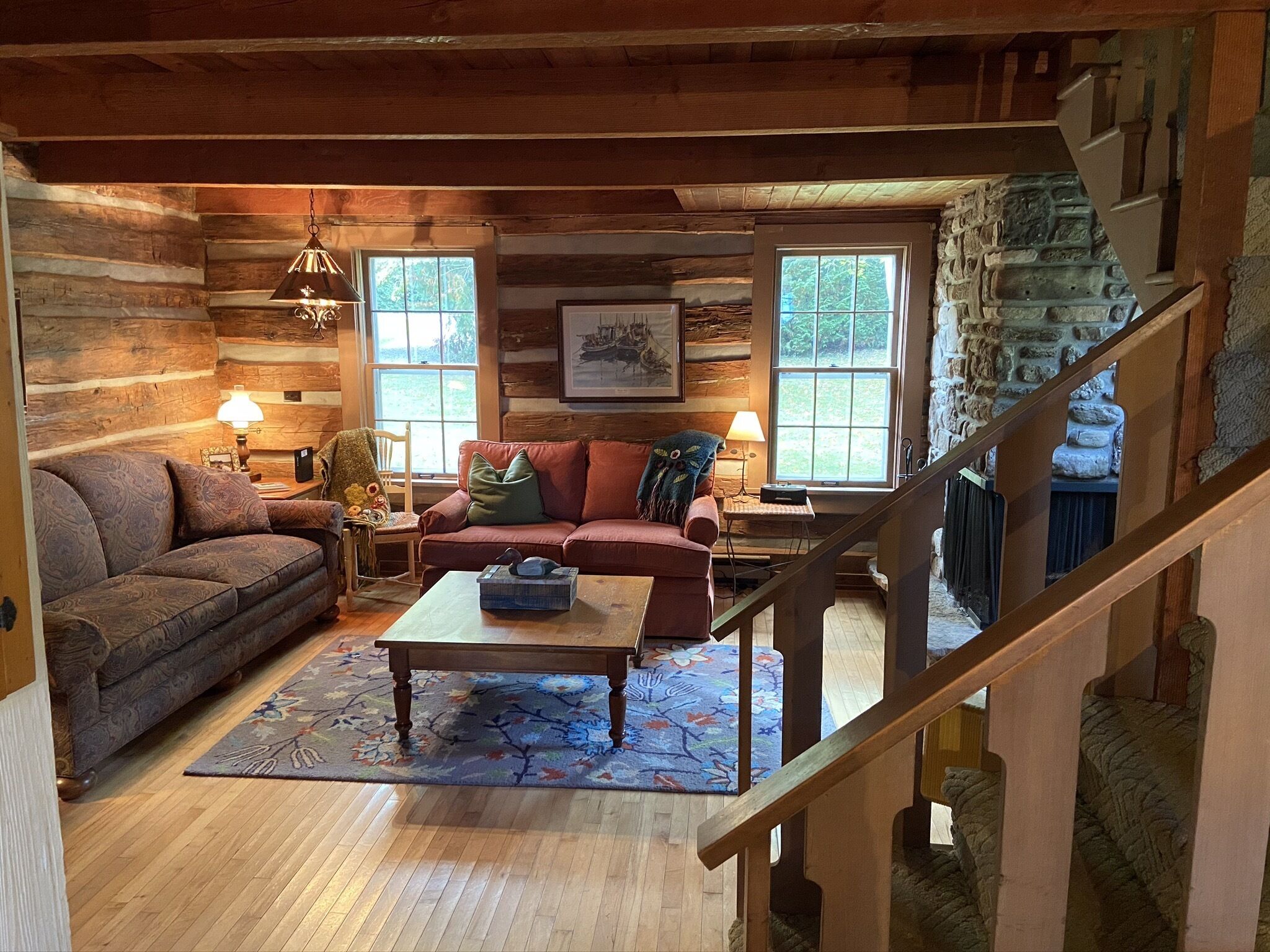 TV, fireplace, DVD player, books