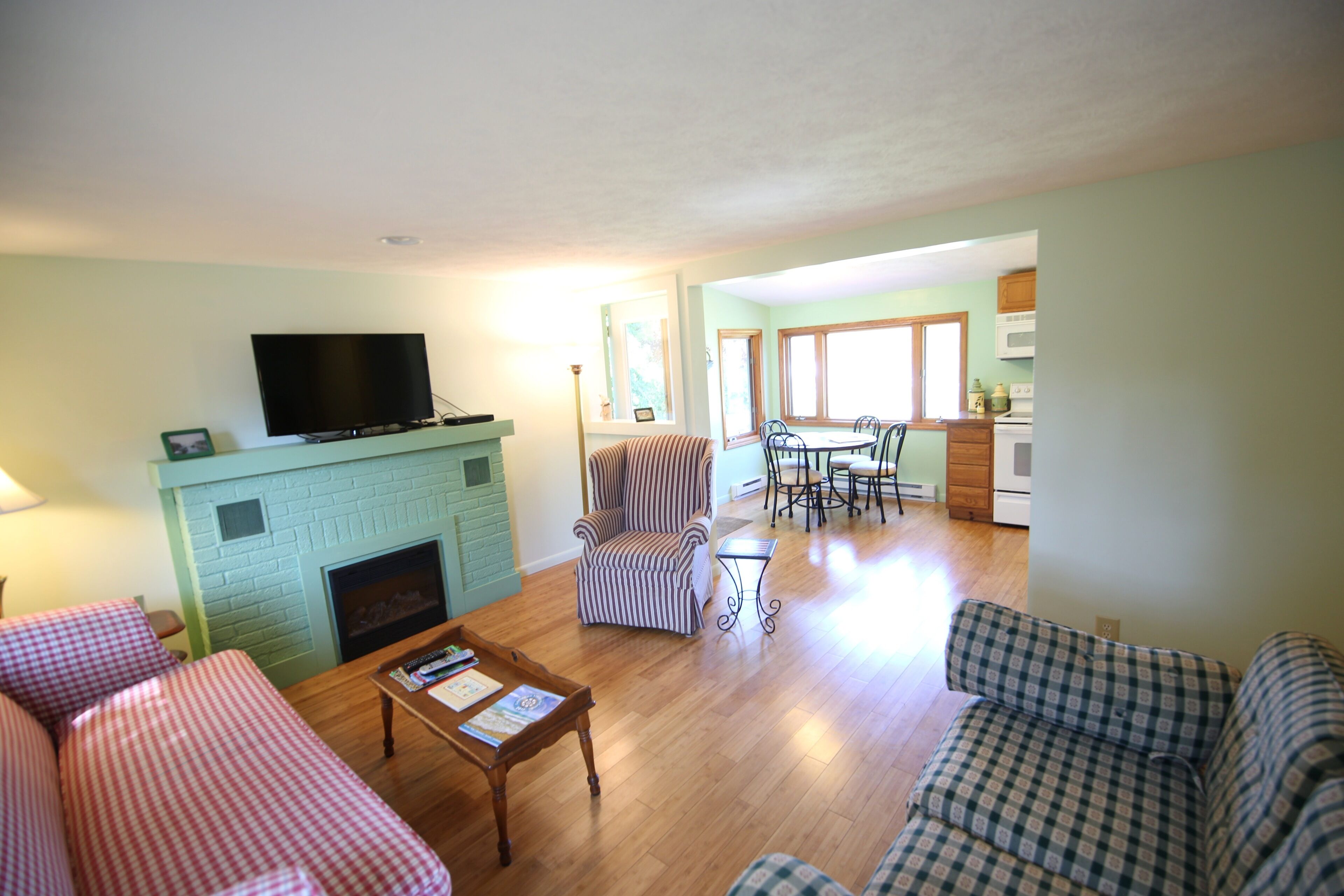 The Narrows Yacht Club Cottage