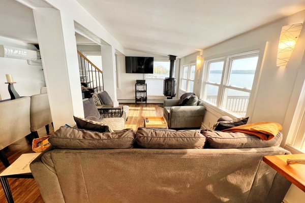 Smart-TV, peis, videospill og DVD-spiller