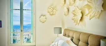 Luxury Villa & Private Pool on French Riviera, Stunning Views