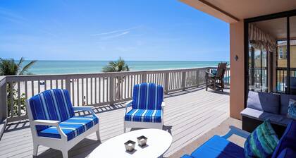 Suite Sunset Ă Casa Gia Boutique Condo sur la plage dans le centre-ville avec piscine et HT