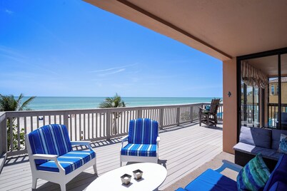 SALE! Sunset Suite Pool/hot tub Open at Casa Gia Condo Beach front Indian Shores