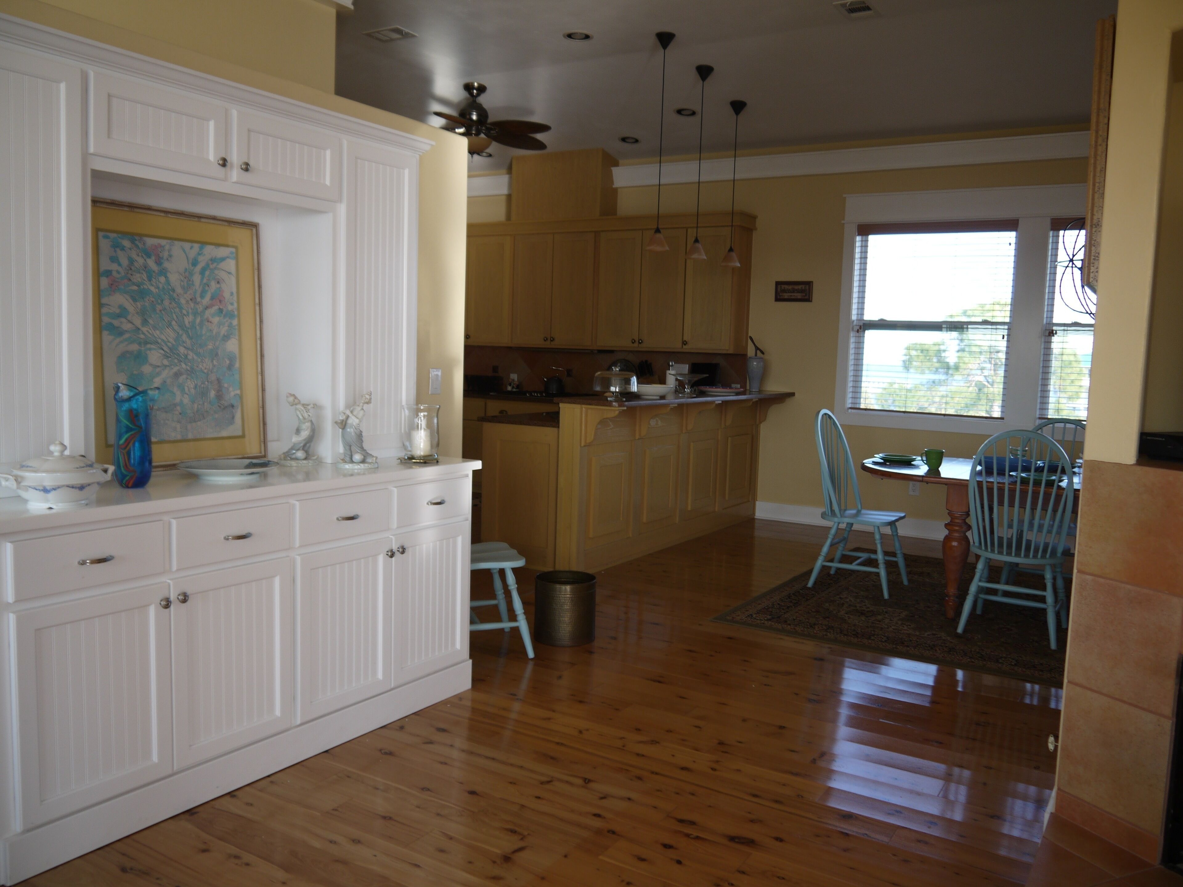 Bay-front! Gorgeous! Spacious! 5/3 Sleeps 14+. Boater's Dream! Close to FSU!