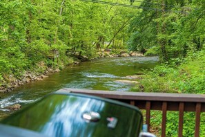 Miscellaneous - River's Edge - Ultimate Riverfront Cabin w/Hot Tub (Helen)