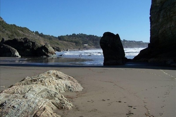 Ubicación a pie de playa, tumbonas y toallas de playa