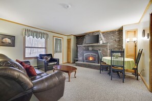 Smart TV, fireplace, DVD player