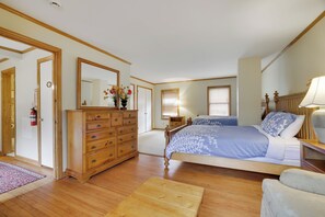 10 bedrooms, iron/ironing board, travel cot, free WiFi