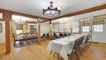 Banquet hall