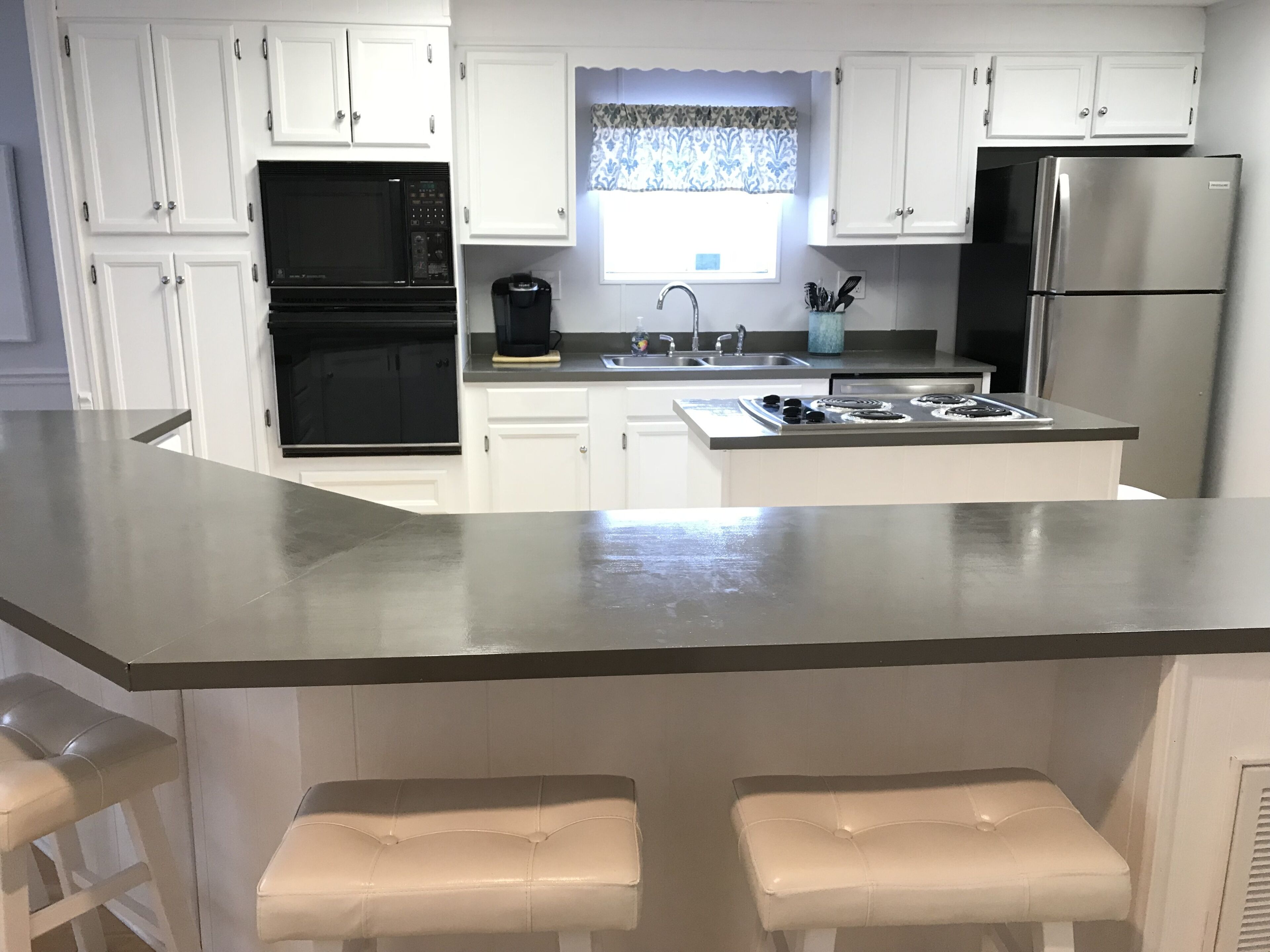 ~~~ Fabulous Beach Bungalow with Golf Cart ~ Visit the Sea Breeze! ~~~