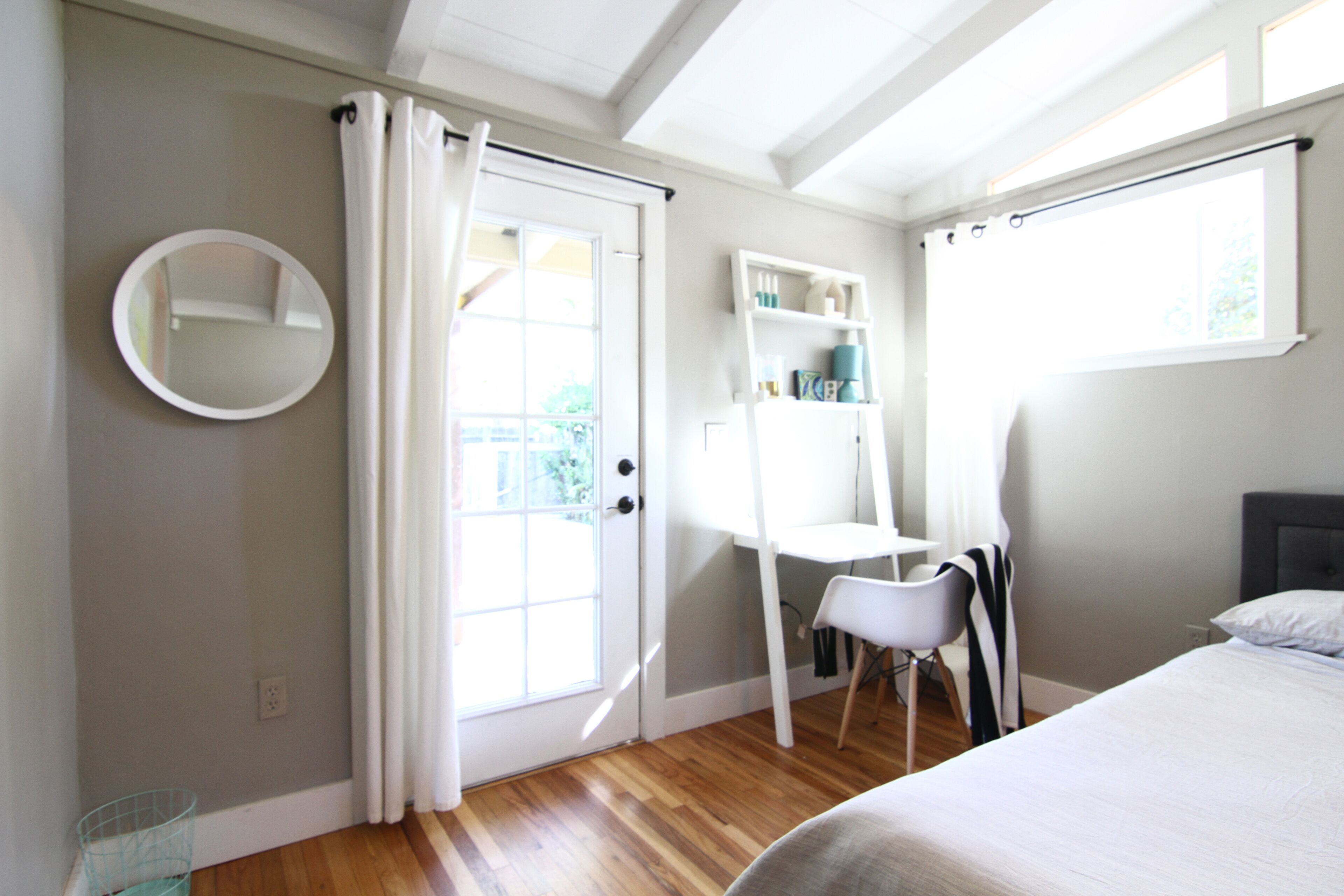 3 habitaciones, tabla de planchar con plancha y wifi gratis 