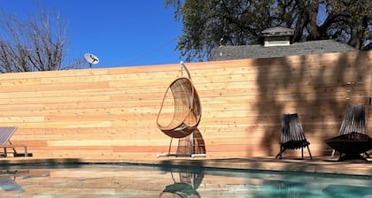 Escape to this Redding 3-Bedroom home with Outdoor Pool and Spa