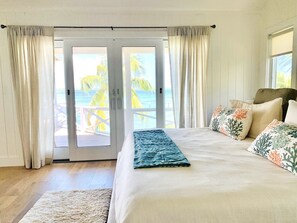 2 chambres, coffres-forts dans les chambres, fer et planche à repasser