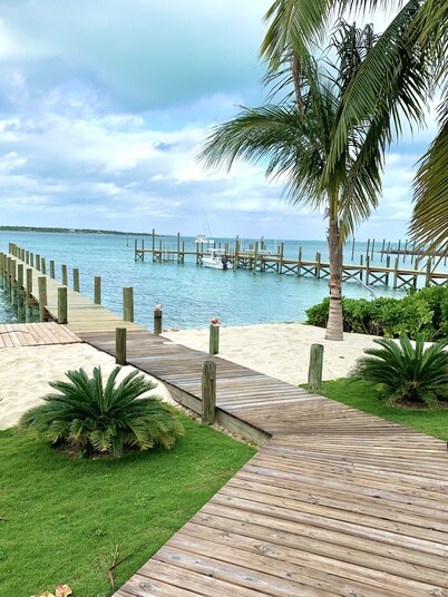 Beachfront House  Private Dock & Beach Tahiti Beach House - Hope Town  5 STAR