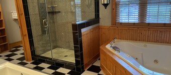 LOCATED IN ABINGDON, VA - PRIVATE, TRANQUIL SETTING