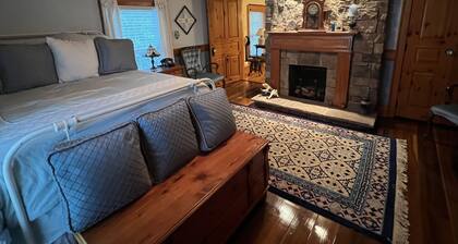 LOCATED IN ABINGDON, VA - PRIVATE, TRANQUIL SETTING