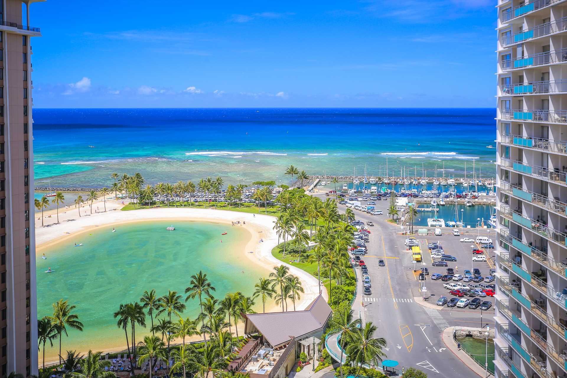 Ilikai 1820 Ocean / Lagoon Views 2 Double Beds, Sofa Bed