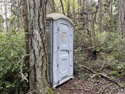Yurt in Forest with Puget Sound View - Dry Camping