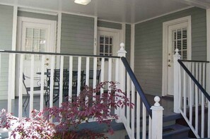 Property grounds - Prime location, Walk to all the French Quarter attractions. Ideal for groups. (New Orleans)