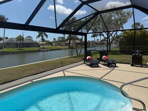 Piscine extérieure, piscine chauffée