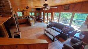 TV, DVD player, books, stereo - Cabin #1 w/ Private Beach 1 mi from Carbondale, IL  and SIU (Carbondale)