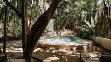 Piscina externa