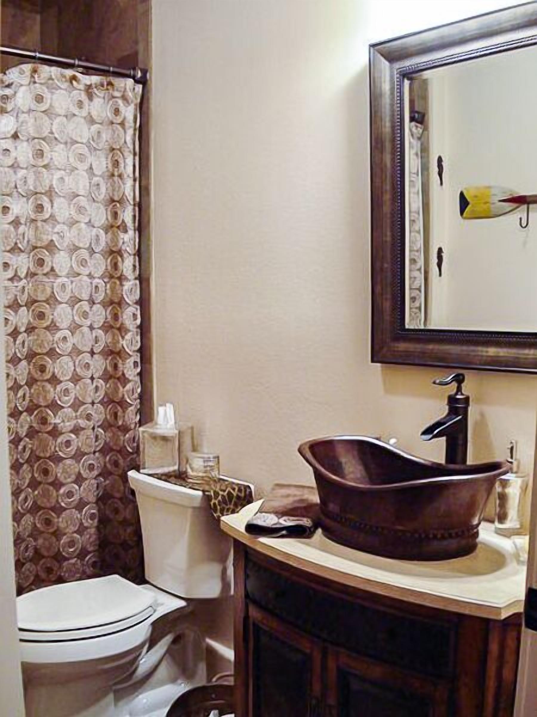 Premier, Lake LBJ waterfront estate in Horseshoe Bay