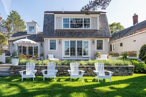 Terrace/patio - Luxury Waterfront Home in the Heart of Dock Square! Perfect Prelude Location!! (Kennebunkport)