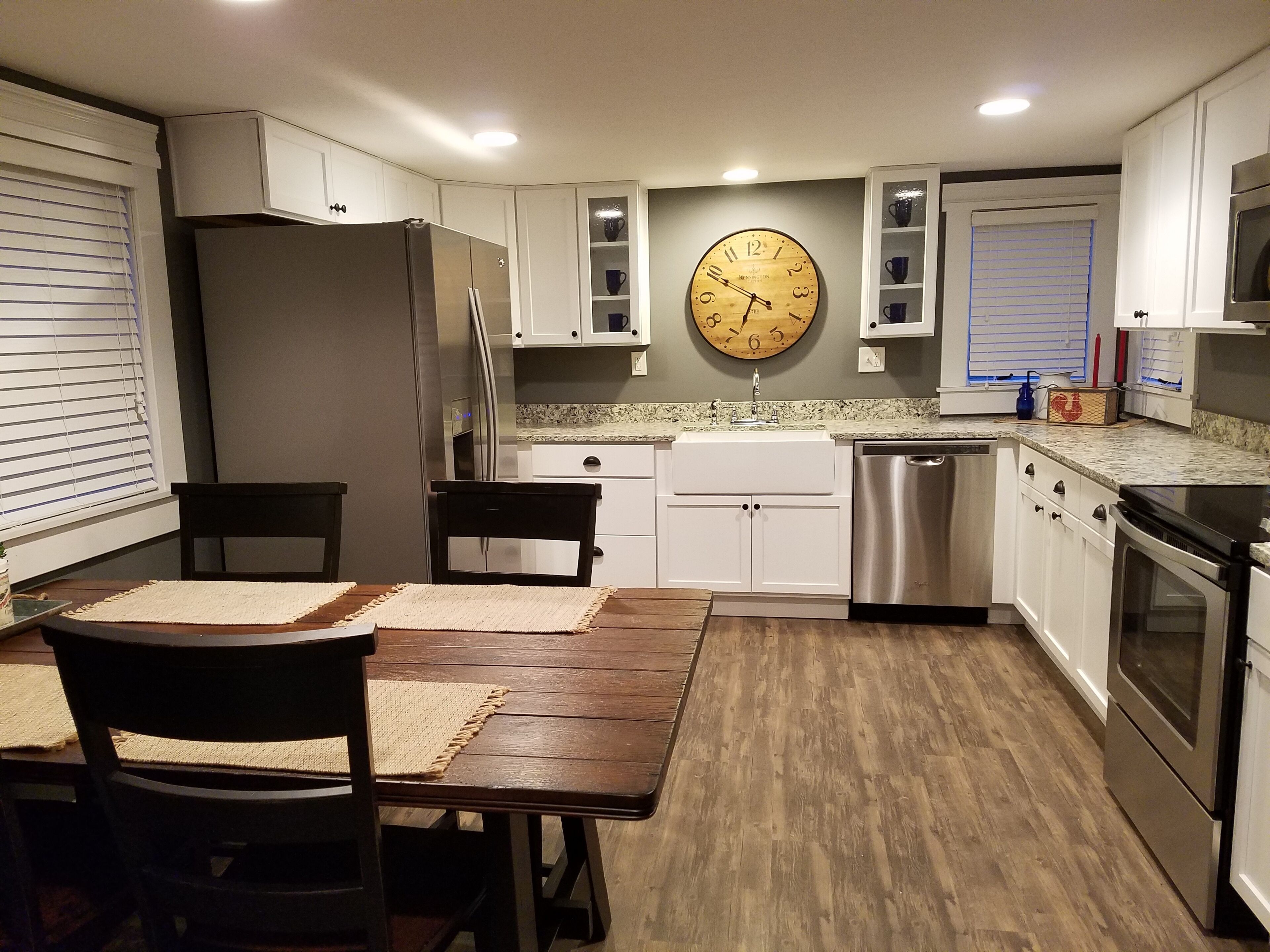 Family Friendly completely remodeled secluded vacation spot near Lake Shafer