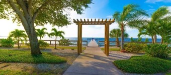 Vakker ny luksus rekkehus med privat strand, 3 bassenger og 2 treningssentre