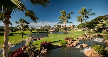 Upea Kailua Oceanfront Getaway