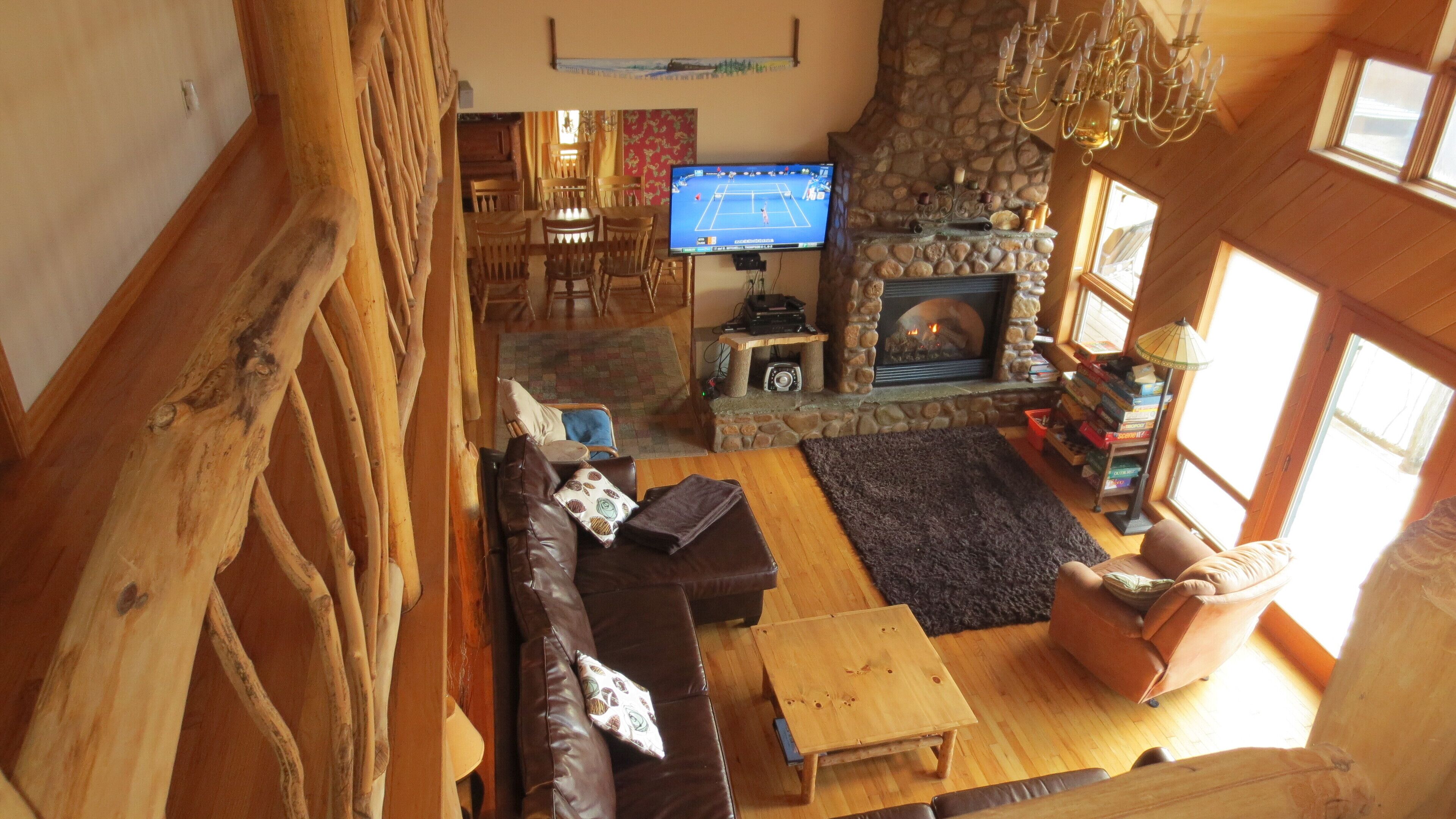 Oo - 'Top of the Ridge Cabin' - oO  5BR Mountaintop Ski-Golf Cabin