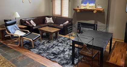 Best Location Ski In/Out Condo @ Boyne Mountain- Walk To Village